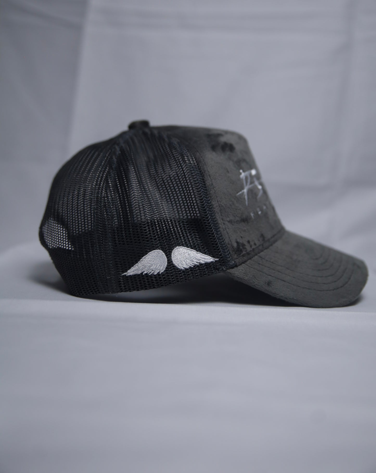 'FEAR NO EVIL' Velvet Trucker Hat GREY